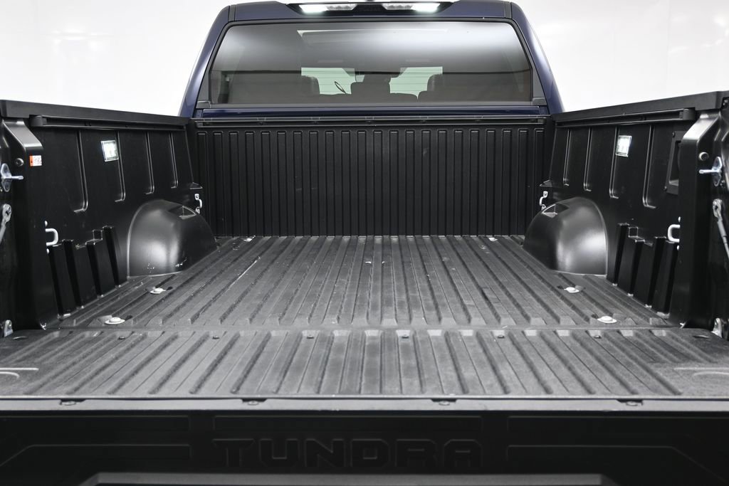 Used 2026 Toyota Tundra Limited AWD/4WD image 17