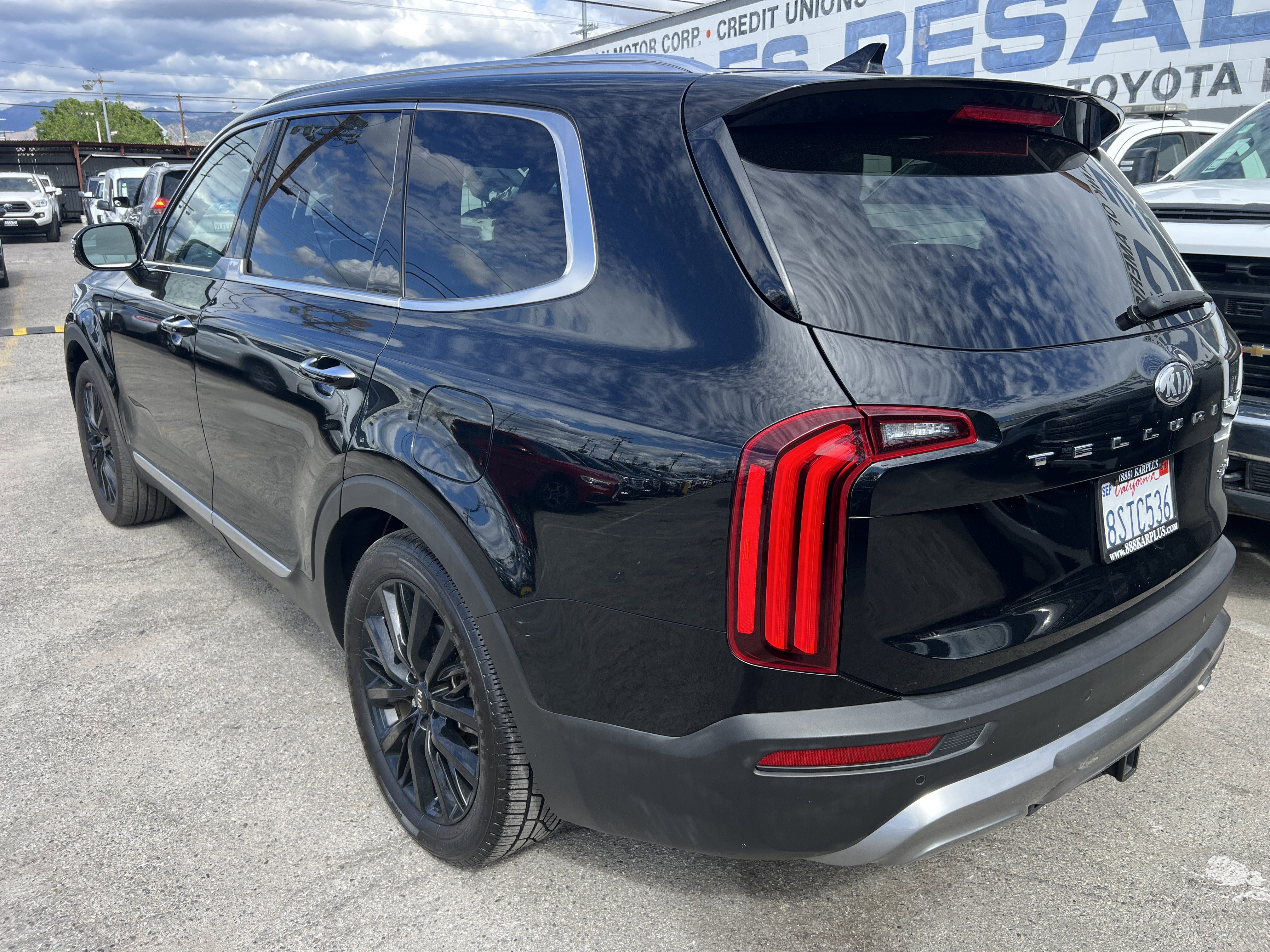 Used 2020 Kia Telluride SX w/ Towing Package image 11
