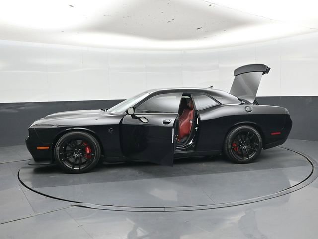 Used 2023 Dodge Challenger SRT Hellcat w/ Driver Convenience Group RWD image 48