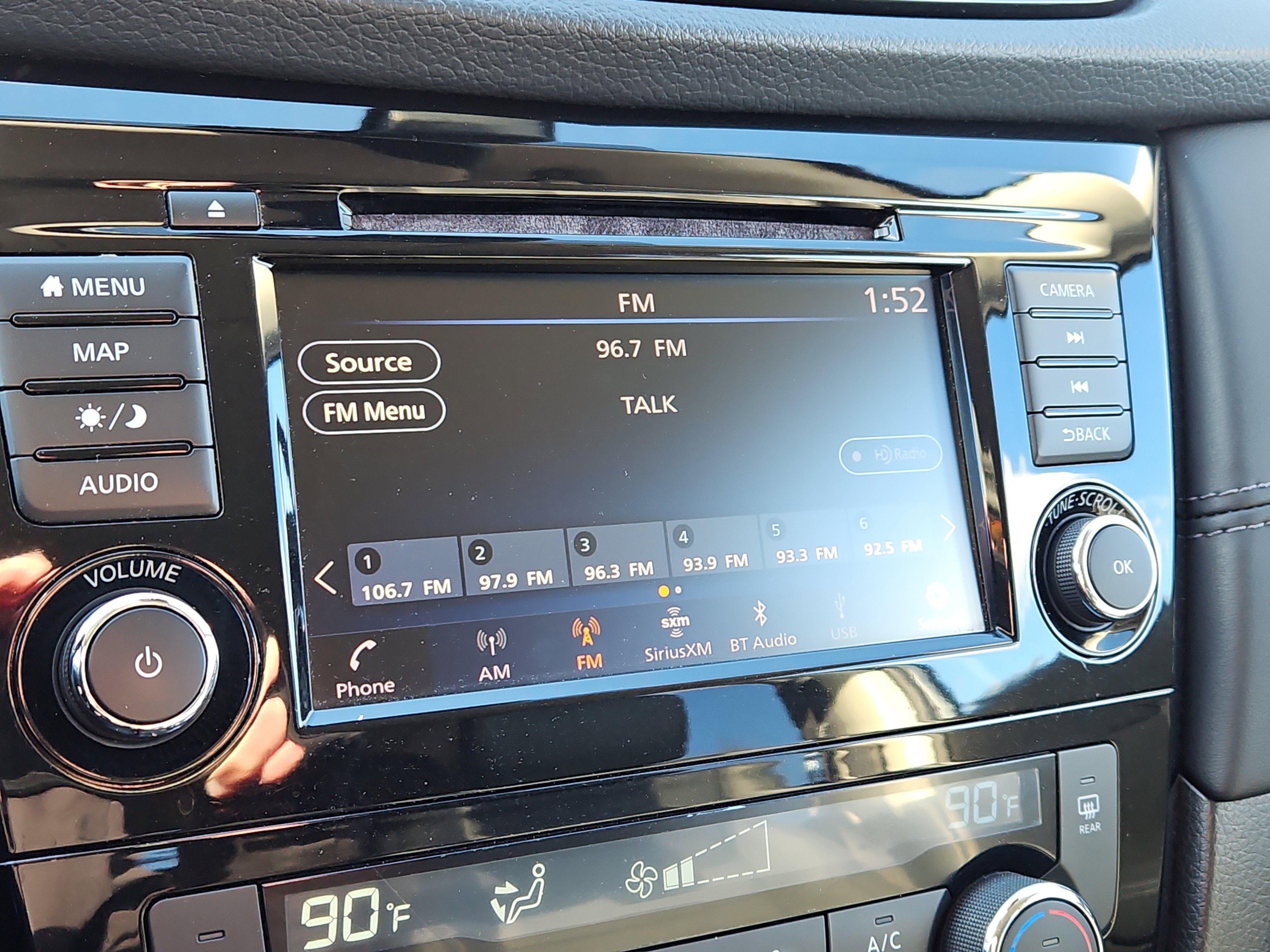 Used 2018 Nissan Rogue SL image 24