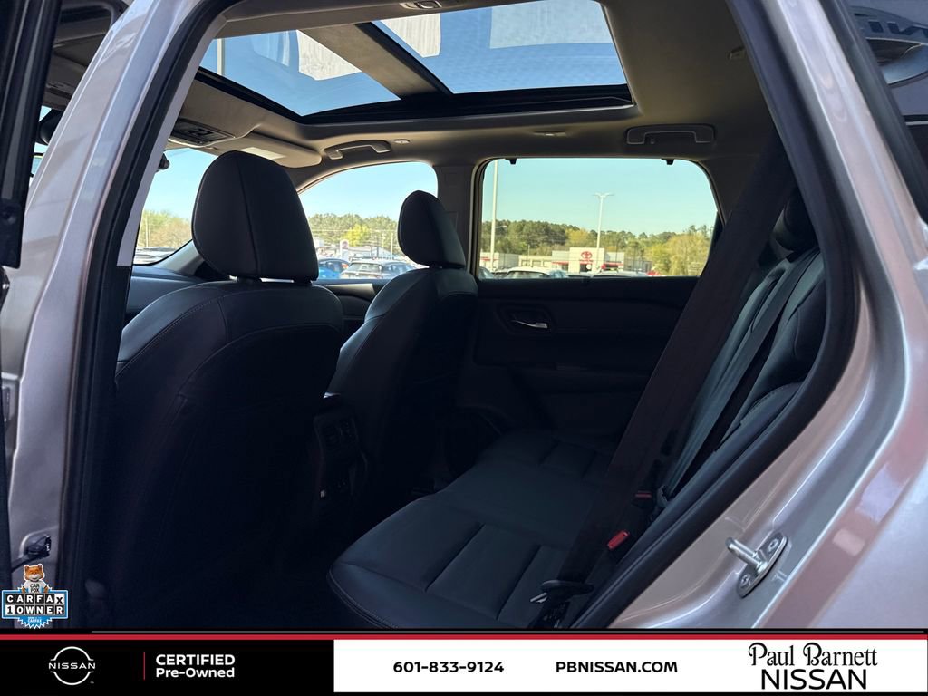 Certified 2025 Nissan Rogue SL w/ SL Premium Package image 37