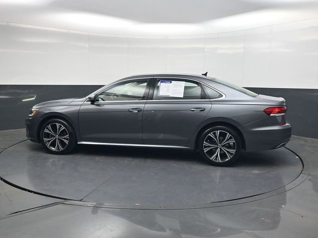Used 2021 Volkswagen Passat 2.0T SE image 7