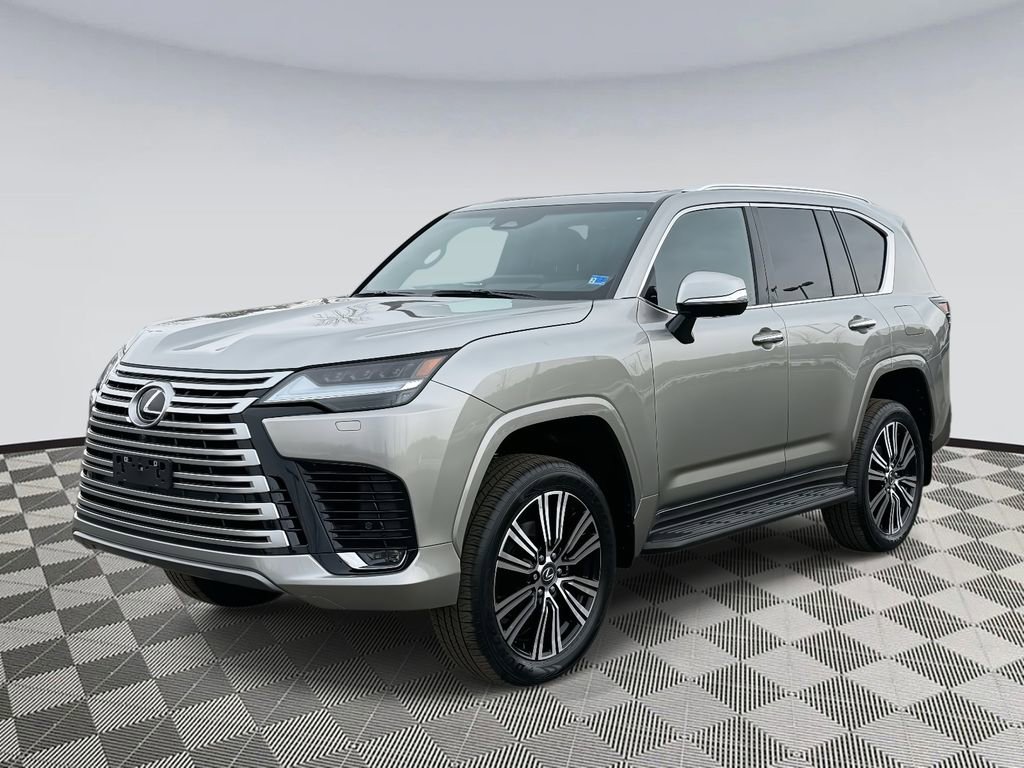 Used 2025 Lexus LX 600 4WD w/ Accessory Package (Z1) image 5