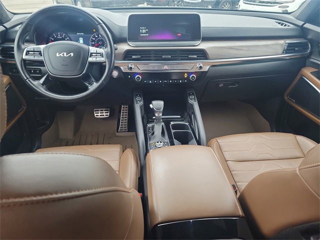 Used 2022 Kia Telluride SX w/ SX Prestige Package image 13