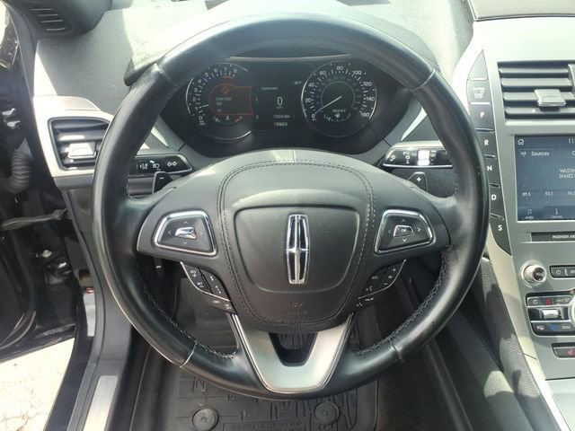 Used 2020 Lincoln MKZ FWD image 14
