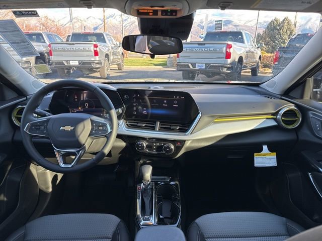 New 2026 Chevrolet Trax LT w/ Driver Confidence Package image 12