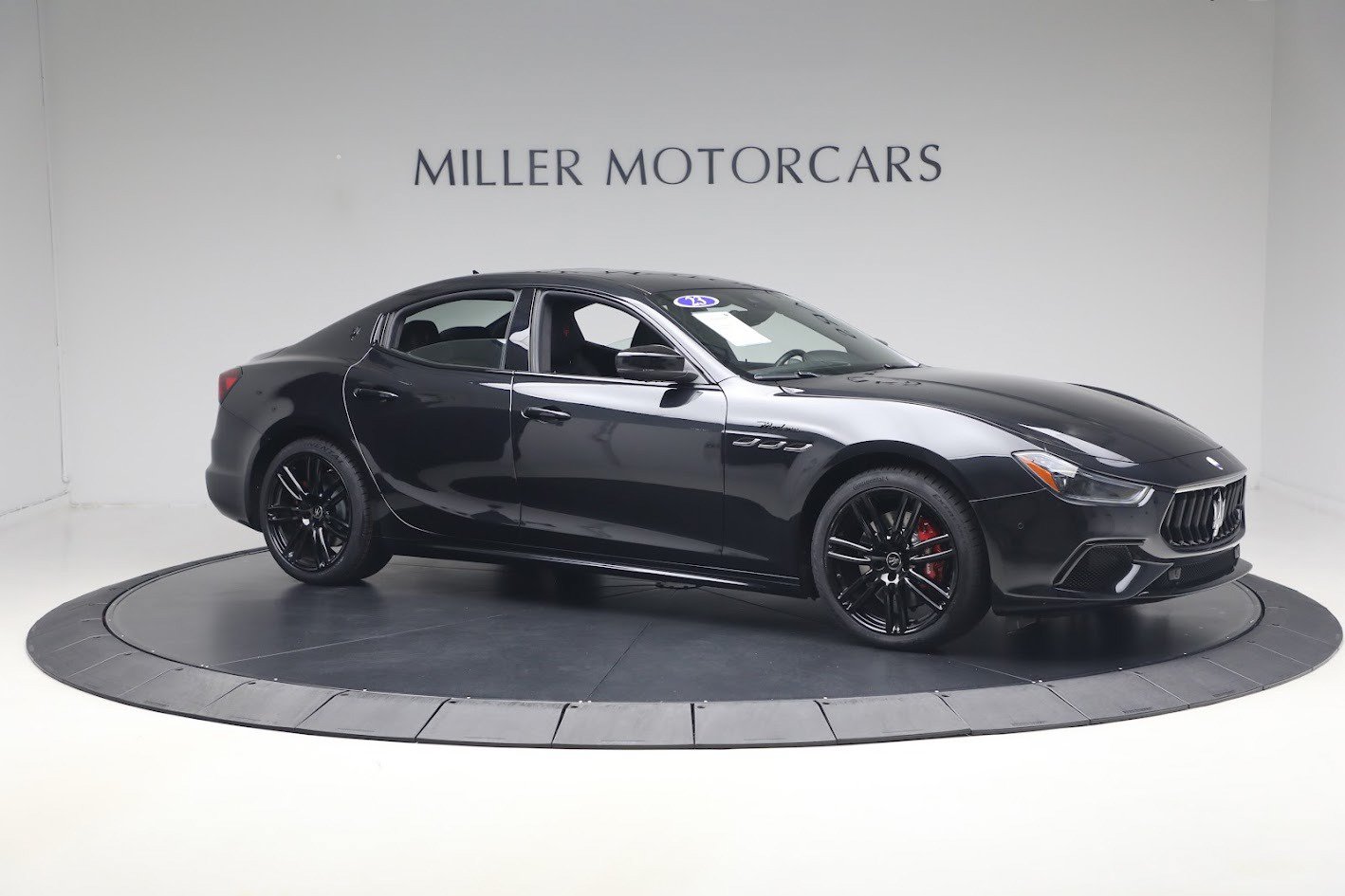 Certified 2023 Maserati Ghibli Modena Q4 AWD/4WD image 10