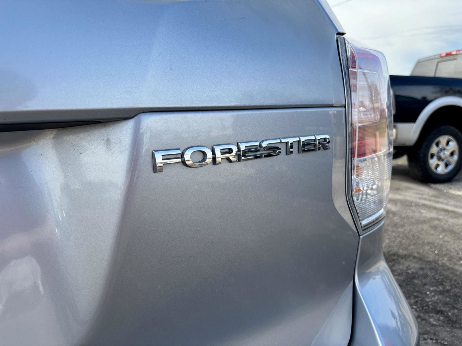 Used 2018 Subaru Forester 2.5i Premium w/ All-Weather Package image 13