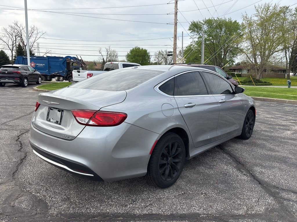 Used 2015 Chrysler 200 C FWD image 5