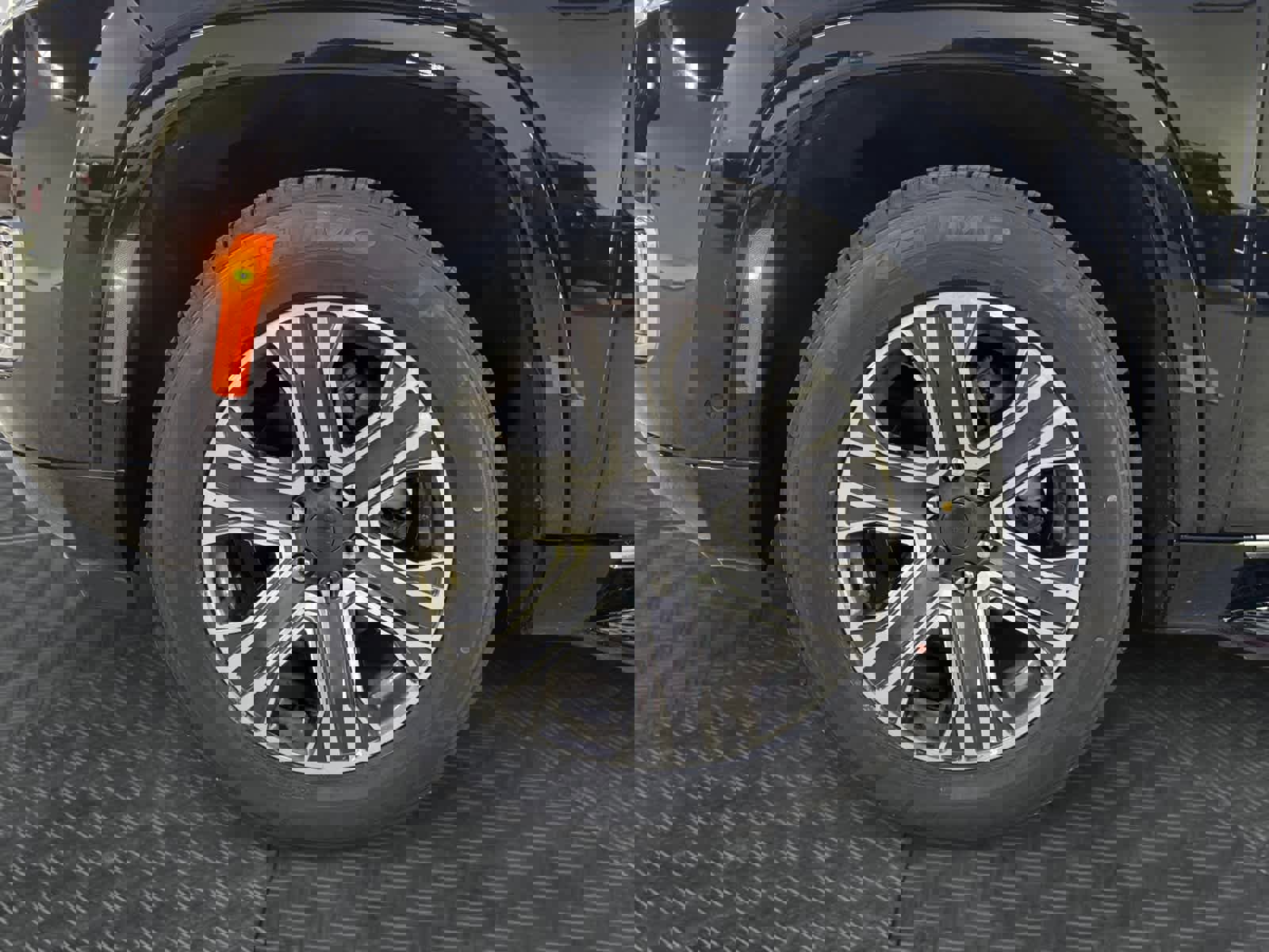 Used 2024 Jeep Wagoneer L Series II image 18