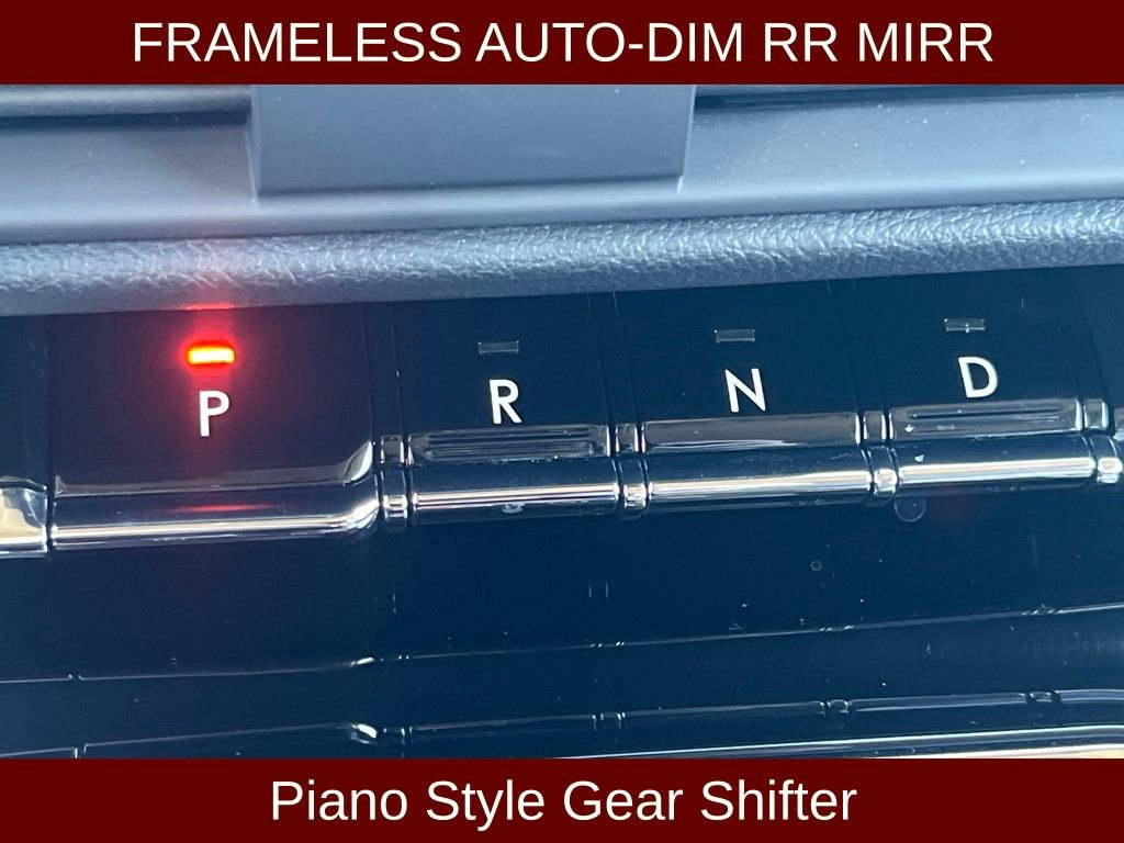 Certified 2023 Lincoln Corsair Reserve w/ Jet Appearance Package image 11