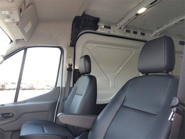 New 2025 Ford Transit 150 148 Medium Roof AWD image 7