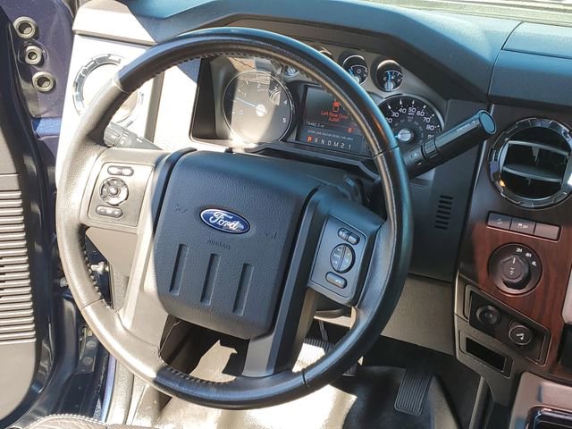 Used 2015 Ford F250 Lariat w/ Lariat Ultimate Package AWD/4WD image 27