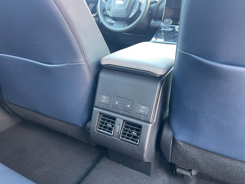 Used 2023 Subaru Solterra AWD image 9