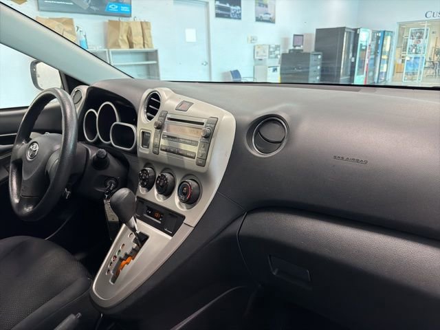 Used 2009 Toyota Matrix image 28