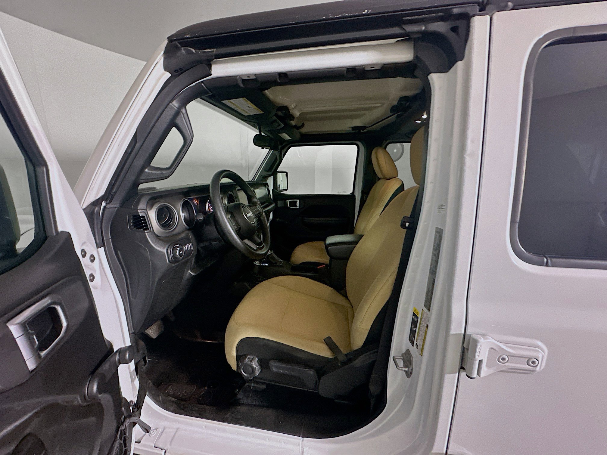 Used 2022 Jeep Wrangler Unlimited Sport image 13