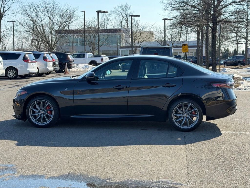 Used 2024 Alfa Romeo Giulia Ti image 10