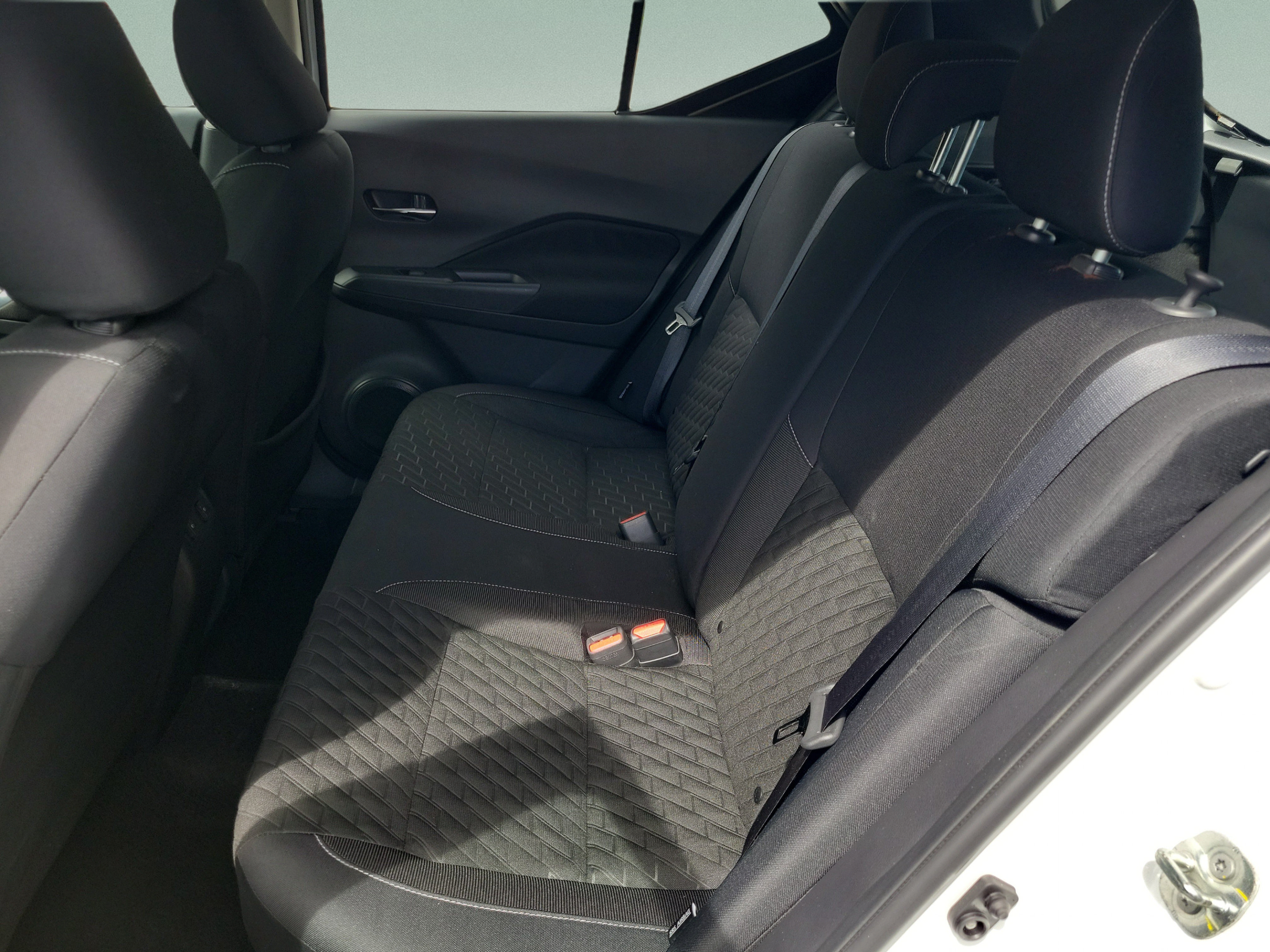 Certified 2022 Nissan Kicks SV FWD image 8