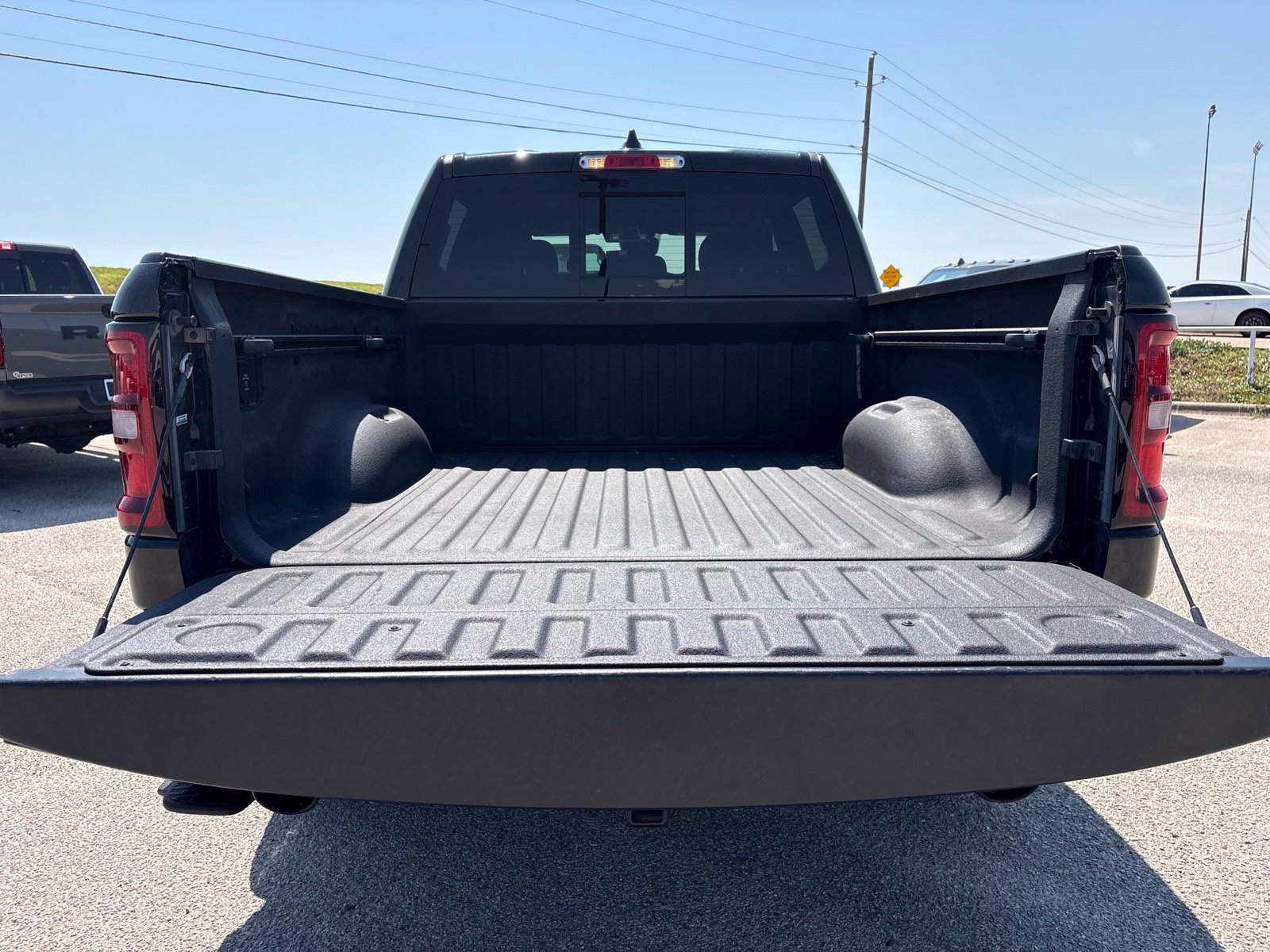 Used 2025 RAM 1500 Lone Star AWD/4WD image 31