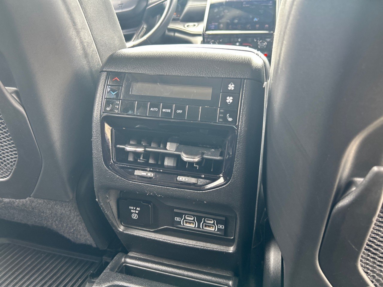 Used 2021 Jeep Grand Cherokee L Limited AWD/4WD image 22