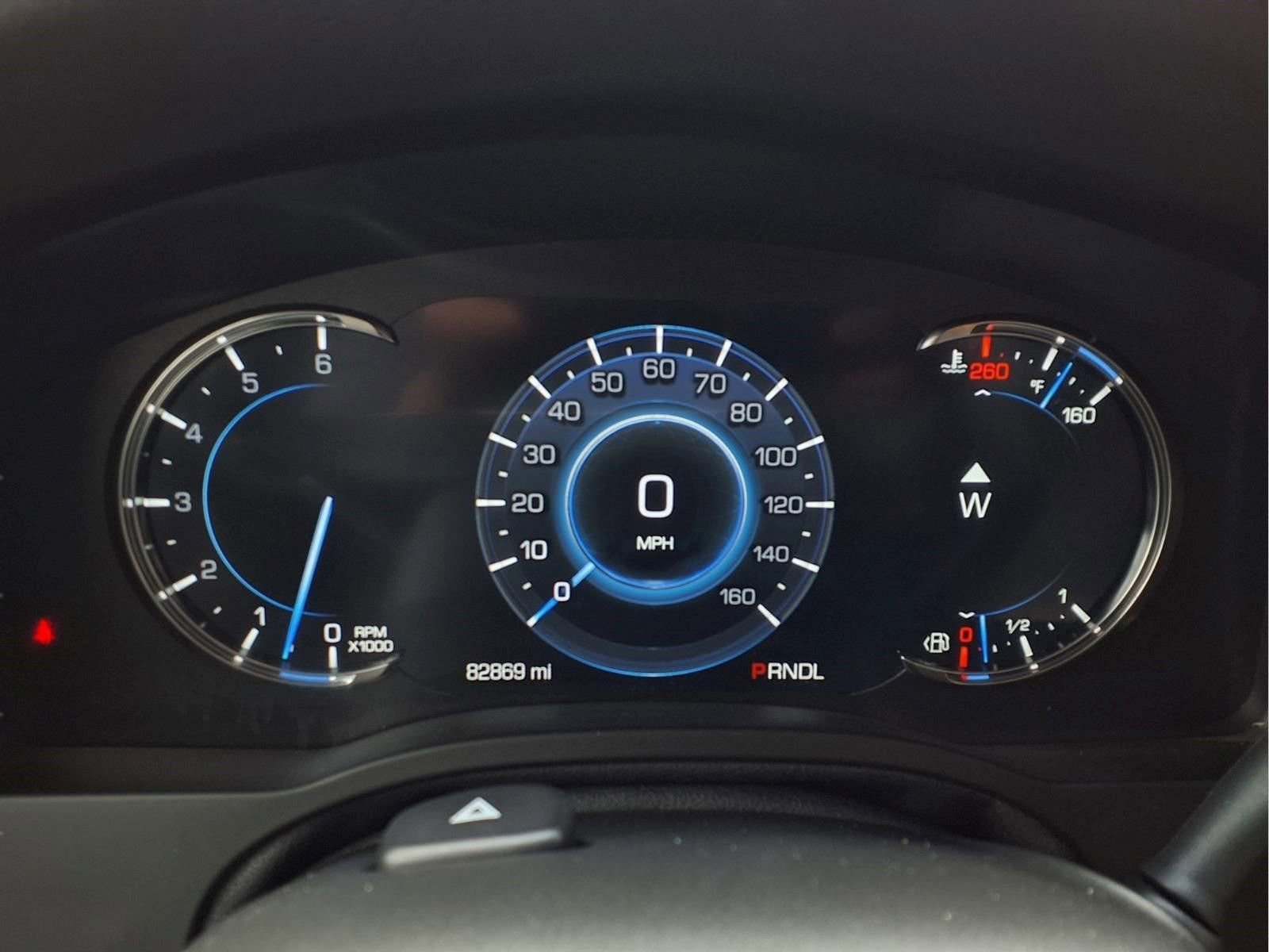 Used 2019 Cadillac Escalade ESV Premium Luxury RWD image 18