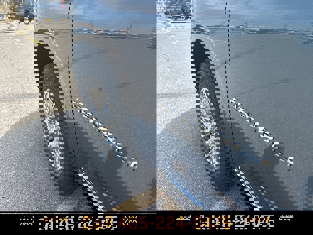 New 2026 GMC Yukon Denali w/ Sun & Power Step Package AWD/4WD image 10