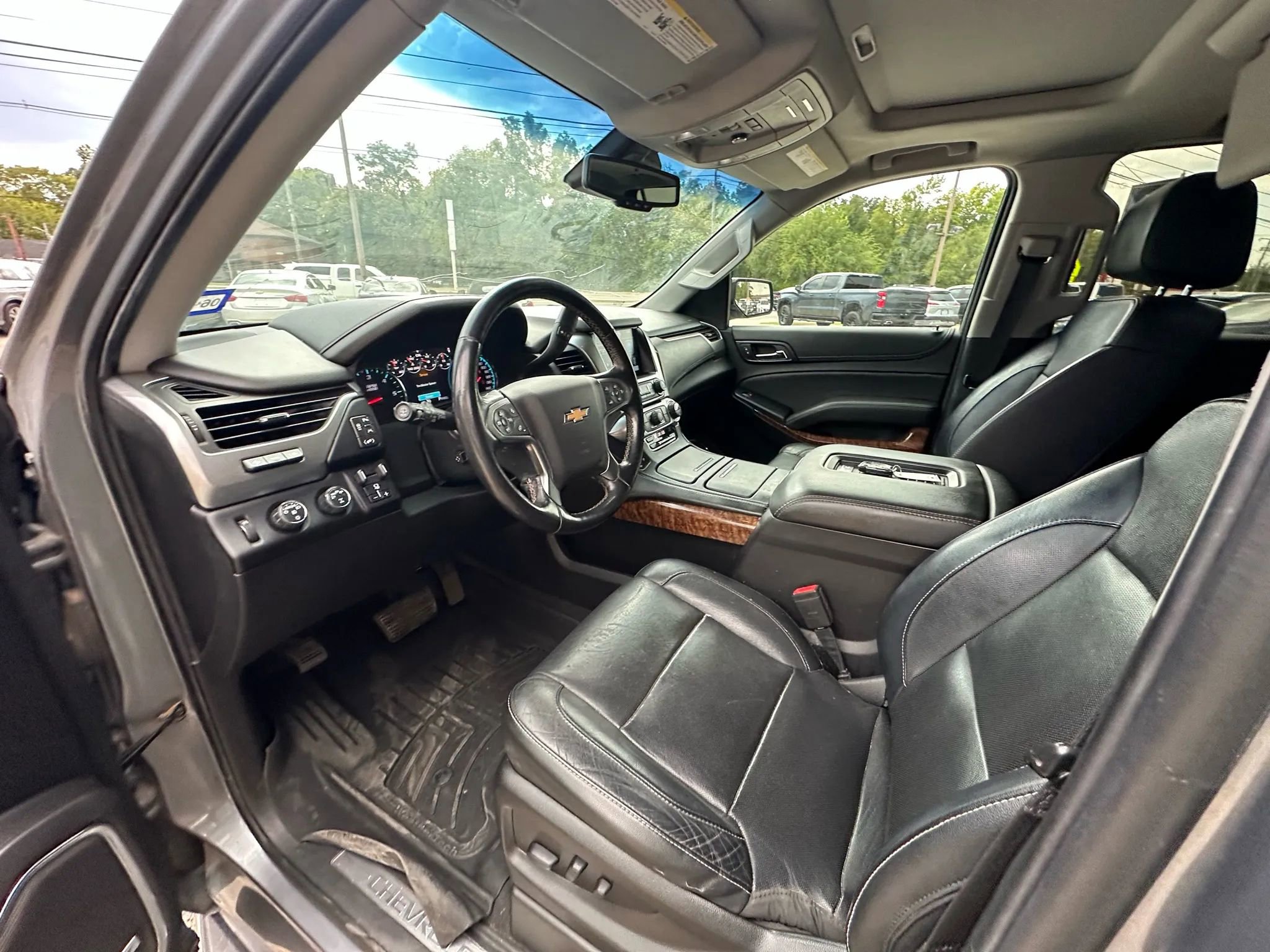 Used 2019 Chevrolet Tahoe Premier image 17