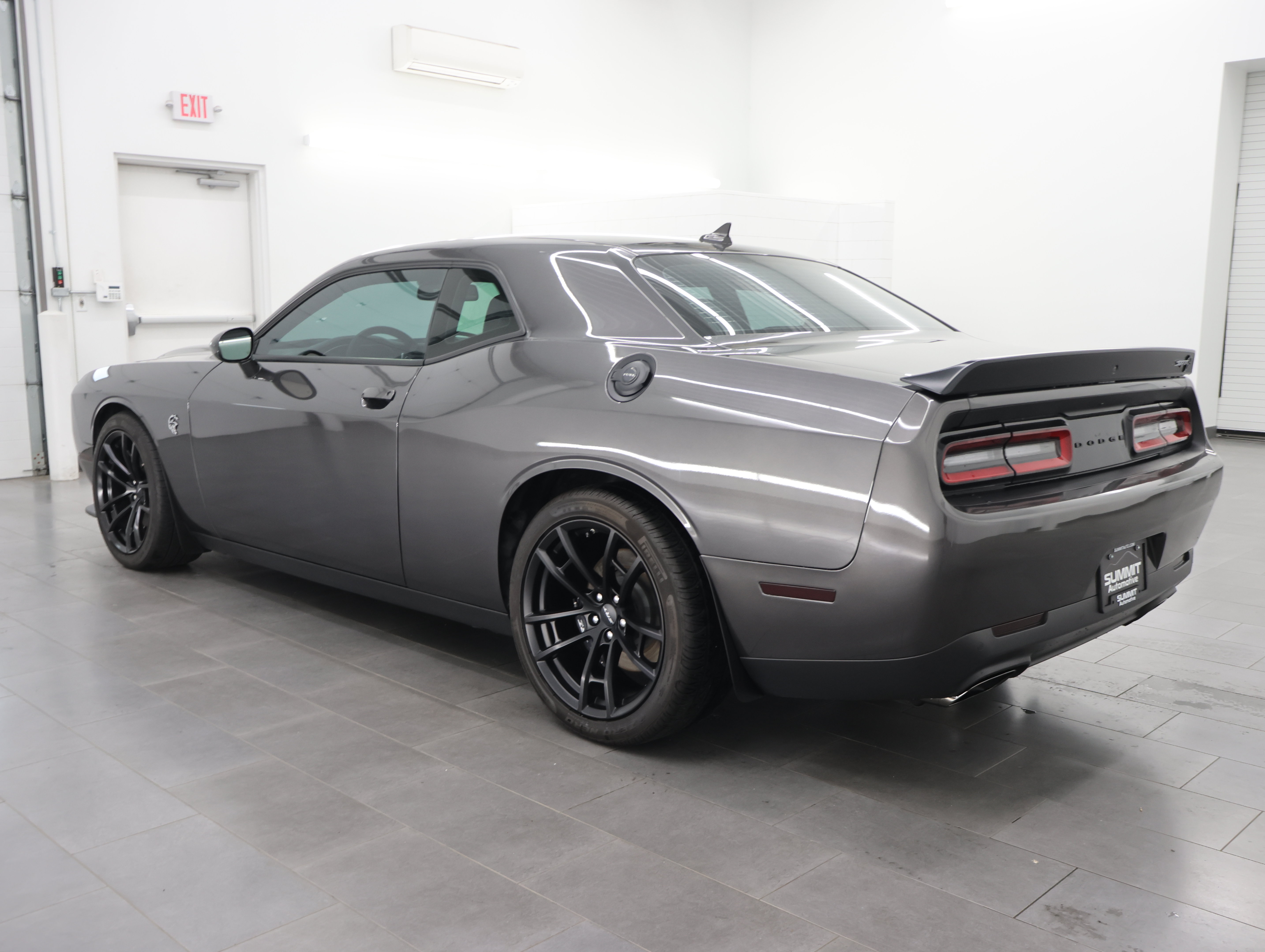 Used 2023 Dodge Challenger SRT Hellcat w/ Driver Convenience Group RWD image 6