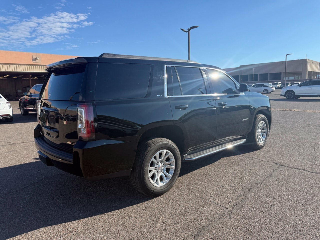 Used 2020 GMC Yukon SLT w/ Open Road Package AWD/4WD image 5
