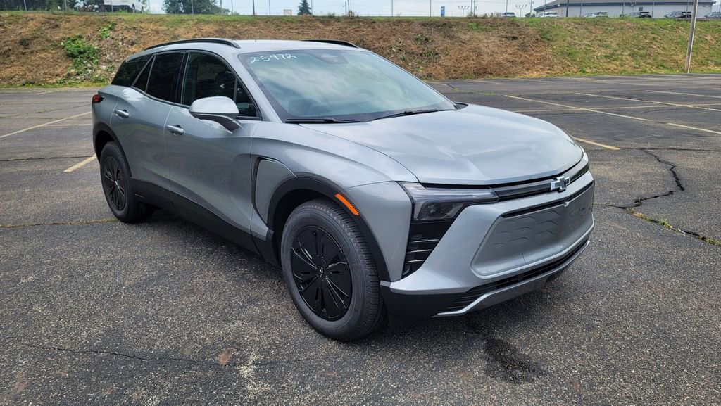 New 2025 Chevrolet Blazer EV LT image 16