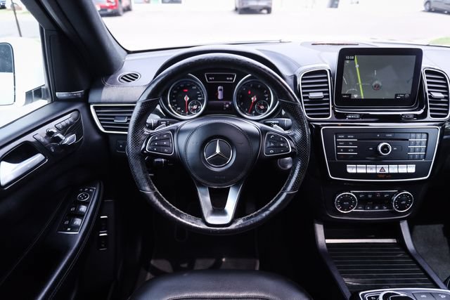 Used 2018 Mercedes-Benz GLS 450 4MATIC image 34