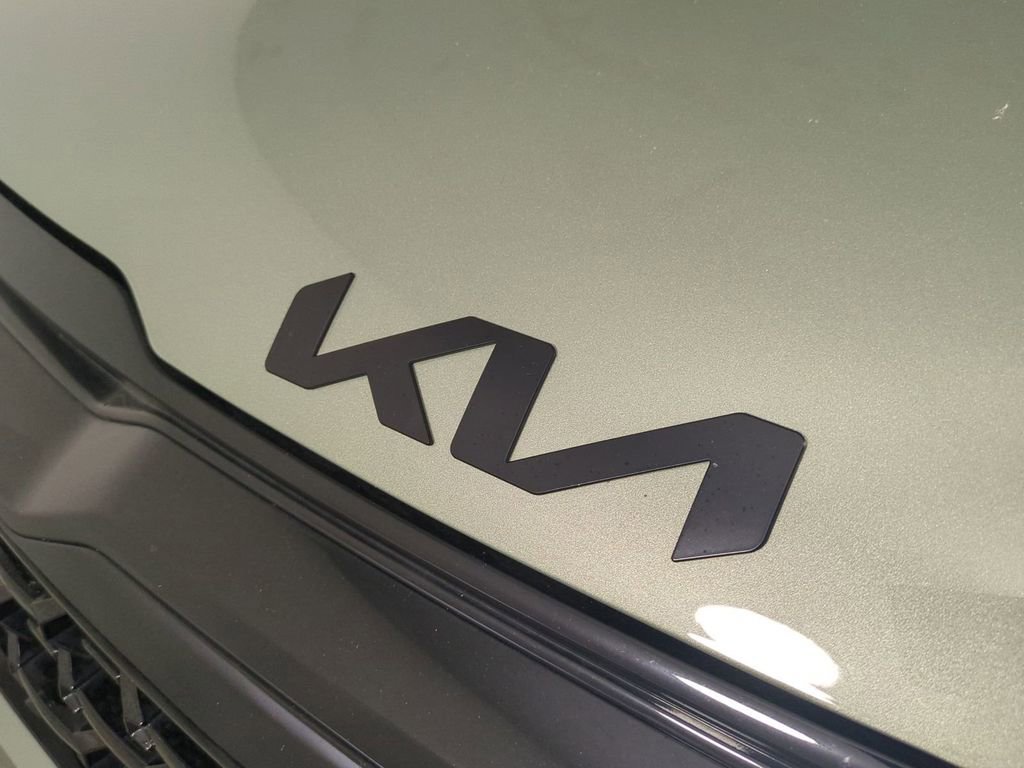 Used 2025 Kia Sportage X-Line w/ Premium Package image 13