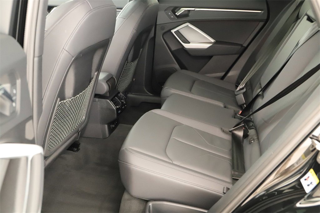 Certified 2025 Audi Q3 2.0T Premium Plus w/ Premium Plus Package image 29