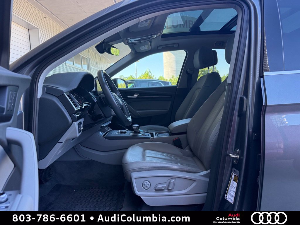 Used 2020 Audi Q5 2.0T Premium w/ Convenience Package AWD/4WD image 23