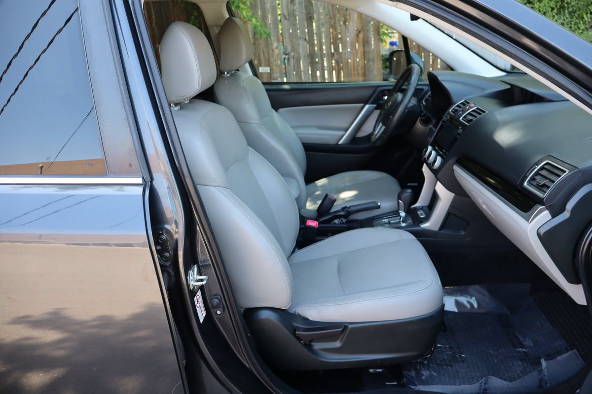 Used 2017 Subaru Forester 2.5i Limited AWD/4WD image 21