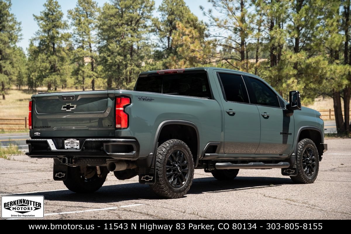 Used 2025 Chevrolet Silverado 3500 LTZ w/ LTZ Plus Package AWD/4WD image 5