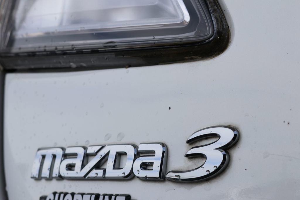 Used 2011 MAZDA MAZDA3 s Sport image 14