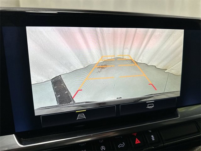 Used 2022 Chevrolet Silverado 1500 LT image 12