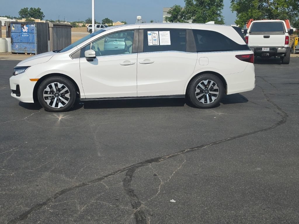 Used 2025 Honda Odyssey EX-L image 4