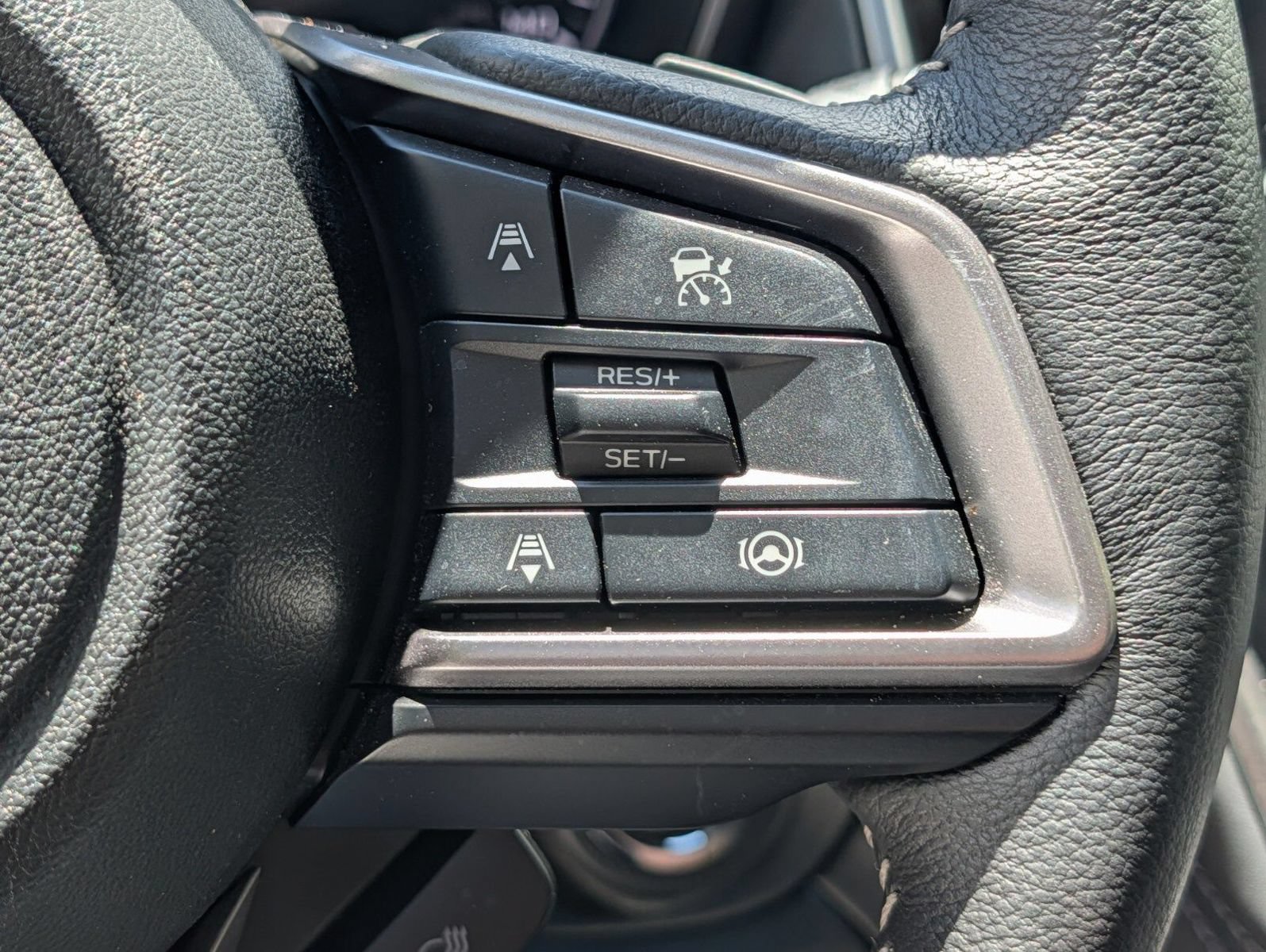 Certified 2025 Subaru Outback Limited AWD/4WD image 28