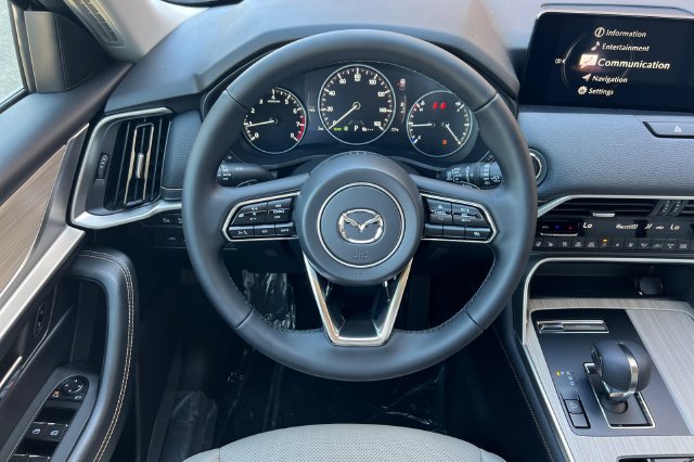 New 2026 MAZDA CX-90 3.3 Turbo w/ Preferred Package AWD/4WD image 16