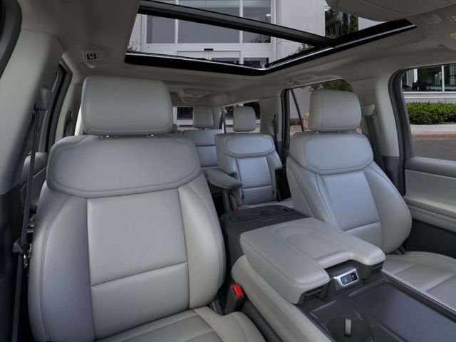 New 2026 Ford Expedition Max Active AWD/4WD image 10