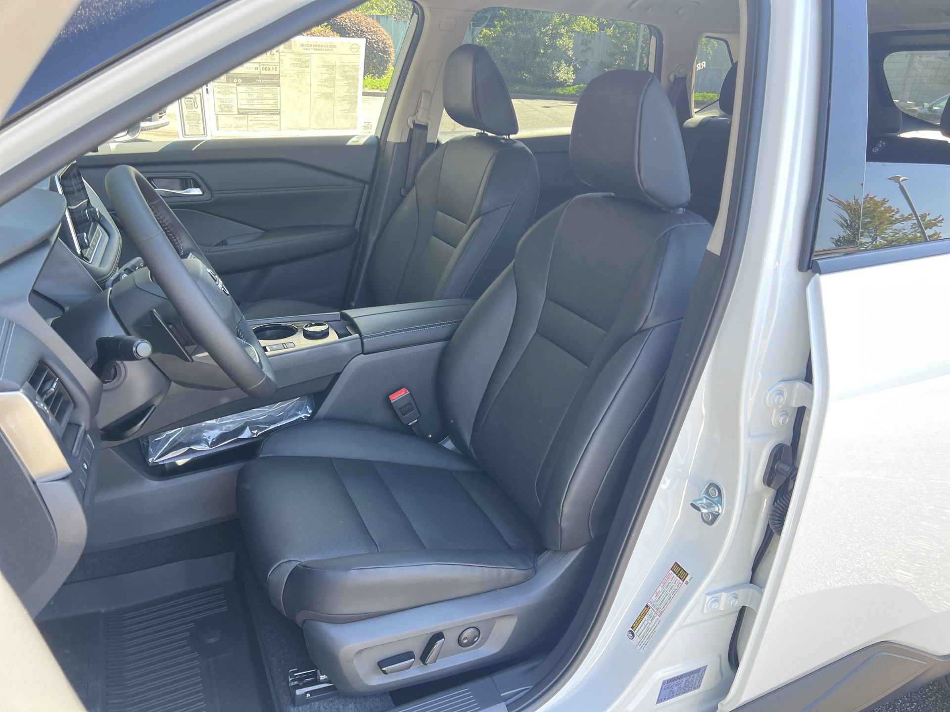 New 2026 Nissan Rogue Dark Armor AWD/4WD image 15