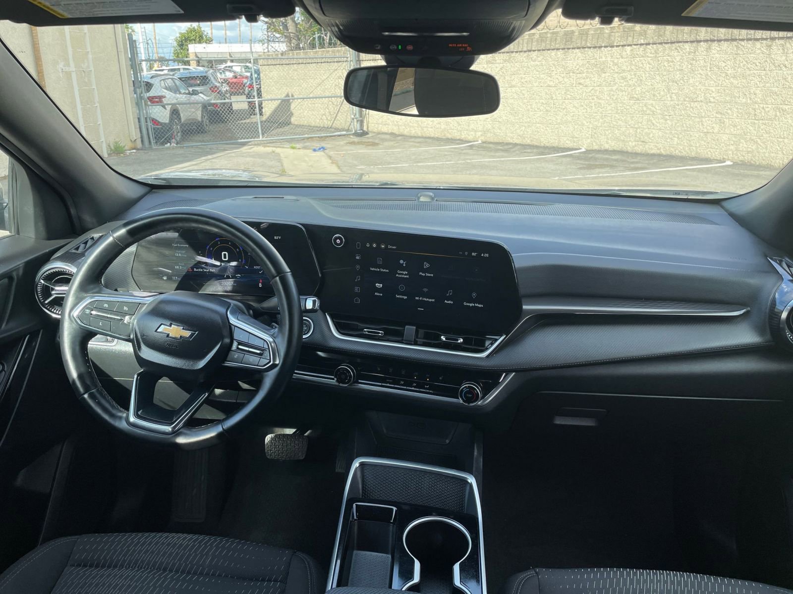 Used 2025 Chevrolet Equinox LT FWD image 33