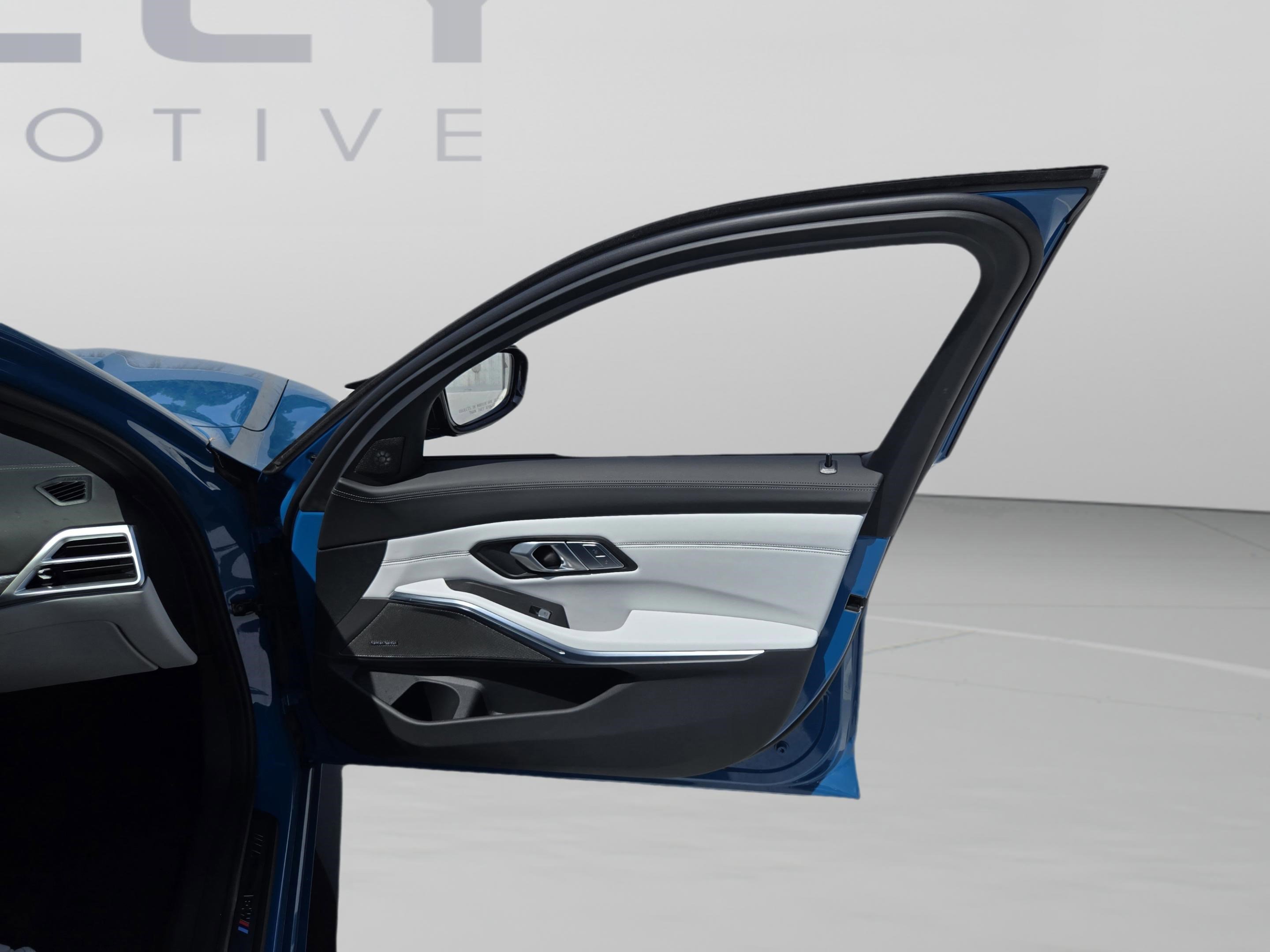 Used 2026 BMW M3 w/ Executive Package RWD image 26