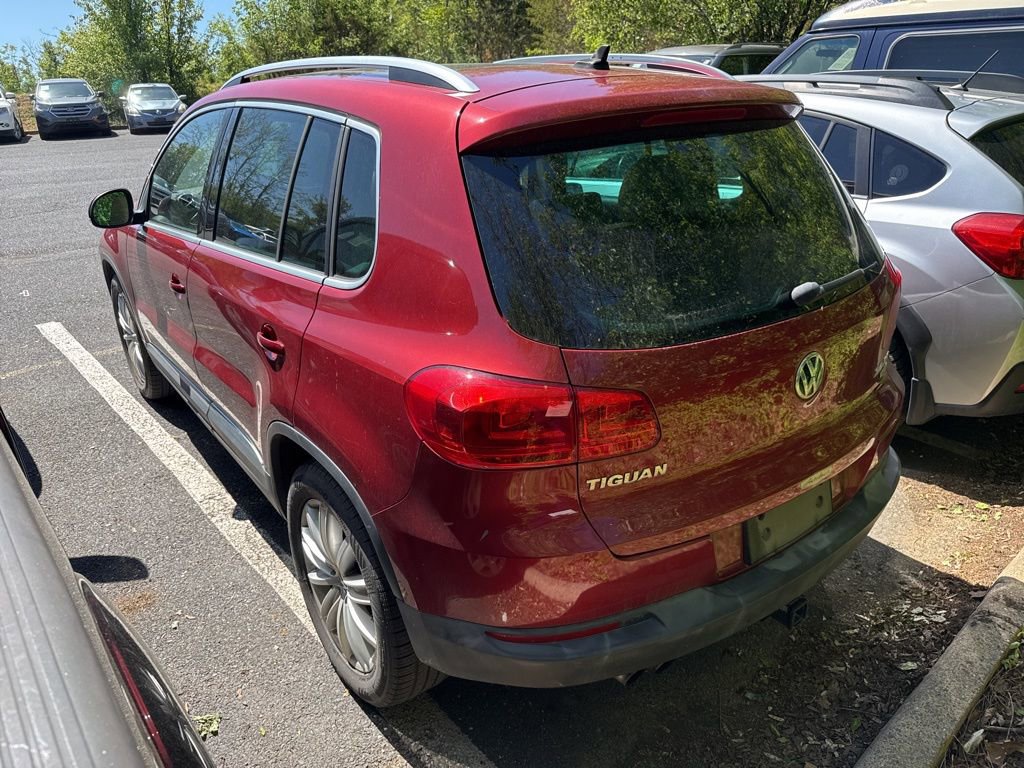 Used 2012 Volkswagen Tiguan SE AWD/4WD image 3