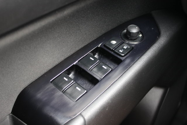 Used 2020 MAZDA CX-5 Sport FWD image 18