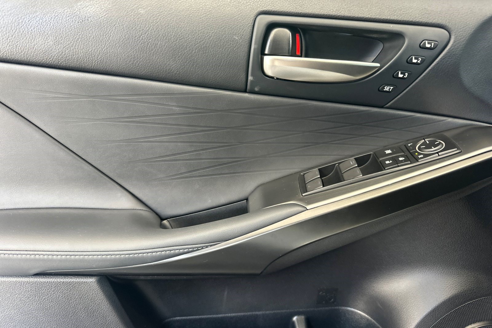 Certified 2024 Lexus IS 500 RWD image 12
