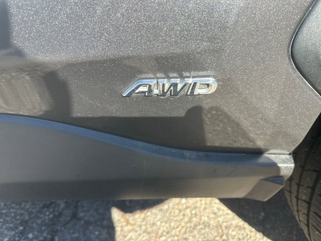 Used 2024 Toyota RAV4 XLE image 5