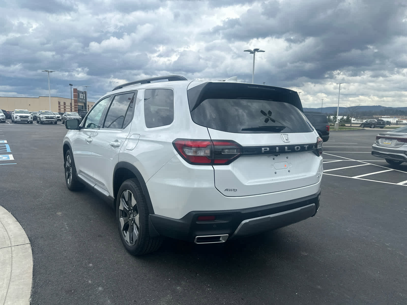 New 2026 Honda Pilot Elite image 6